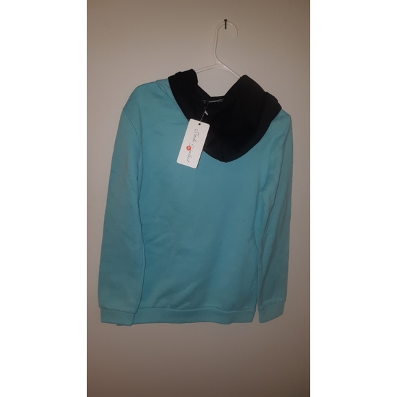 Jade and juliet turndown hoodie - Picture 2 of 3